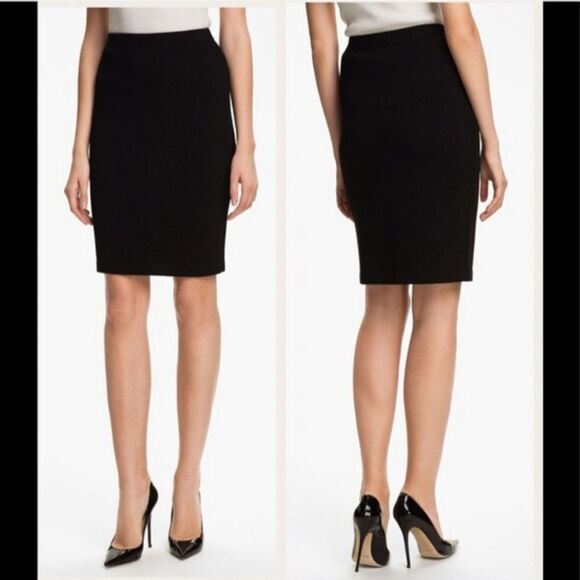 St. John Santana Knit A Line Pull On Skirt Navy Blue Size 4 Womens - Picture 1 of 6